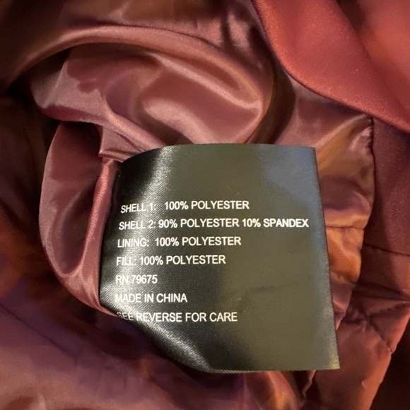 London Fog Medium Solid Red Quilted Side Stretch Full-Zip Hooded Jacket - EUC - Picture 4 of 4